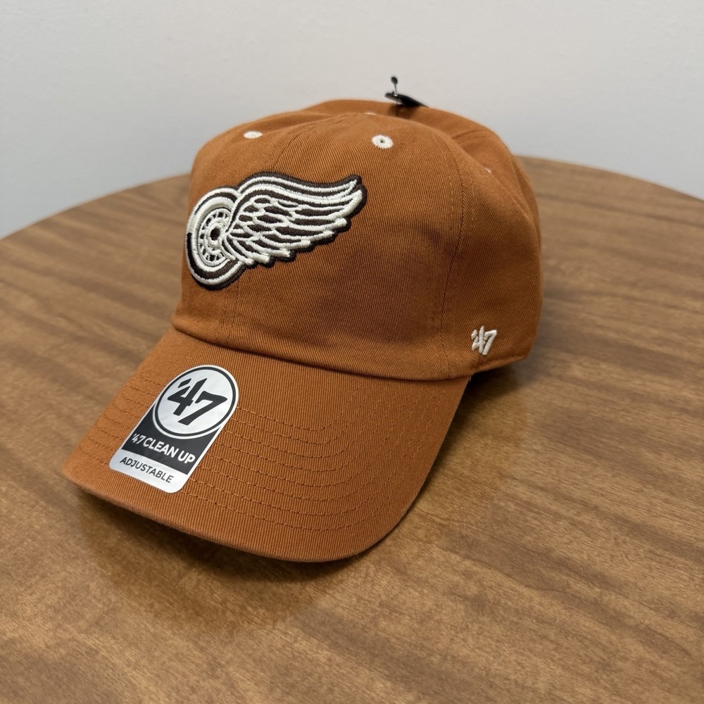 '47 Brand Spice Clean Up Detroit Red Wings Strapback Hat Cap Khaki White UV NHL